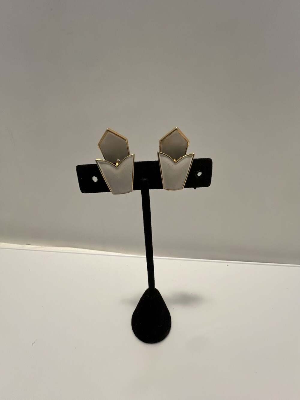 Trifari Vintage Gold Tone and Cream Enamel Geometric Clip-On Earrings